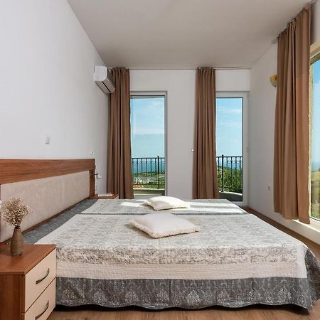 Villa Entre Emona Eksteriør billede