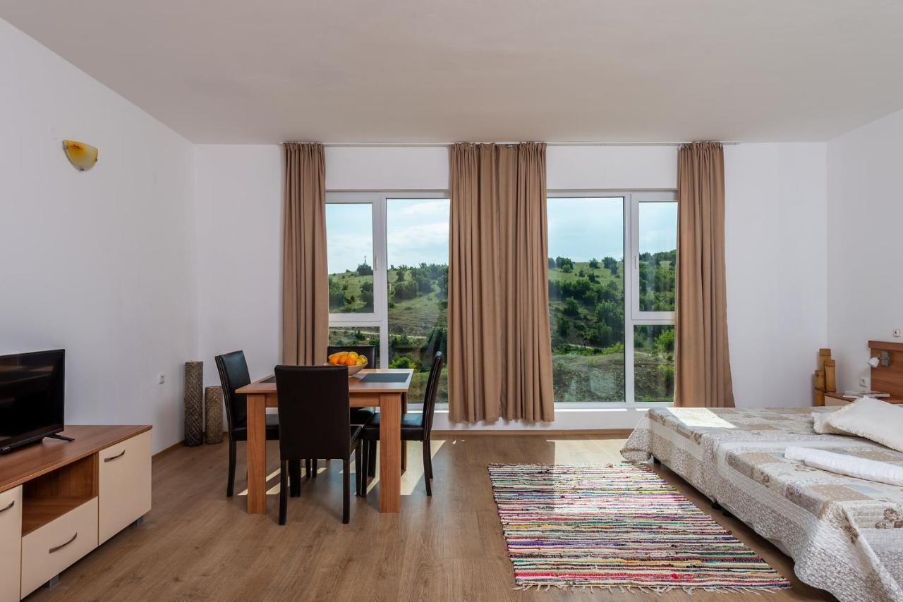 Villa Entre Emona Eksteriør billede